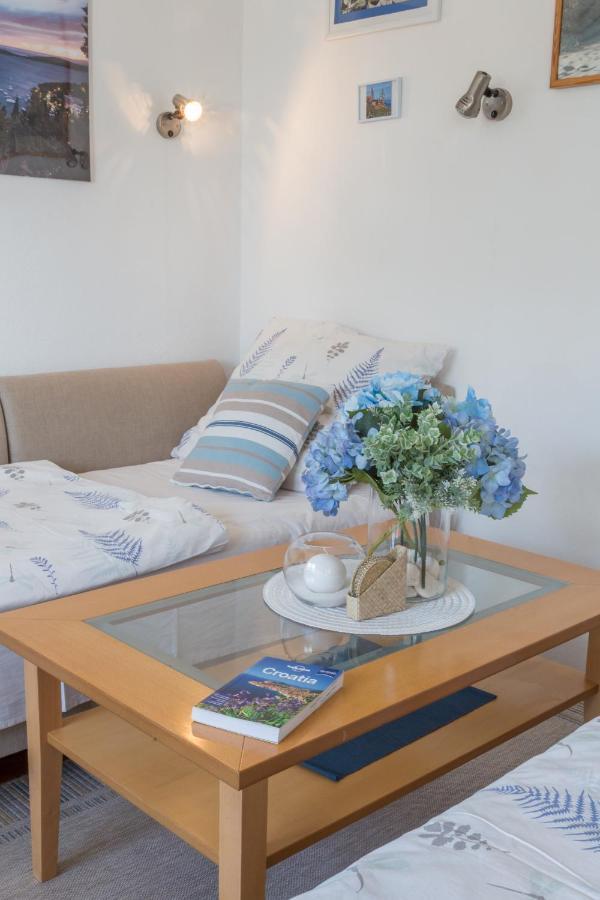 So Hvar So Good! Spacious With Terrace Hvar Town Exterior photo