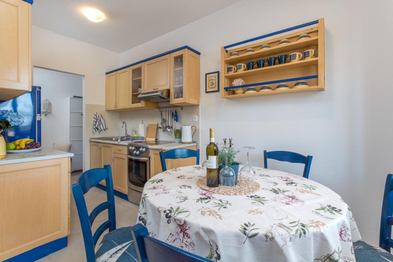 So Hvar So Good! Spacious With Terrace Hvar Town Exterior photo