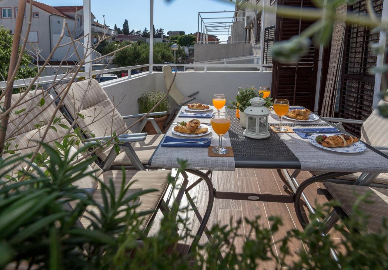 So Hvar So Good! Spacious With Terrace Hvar Town Exterior photo
