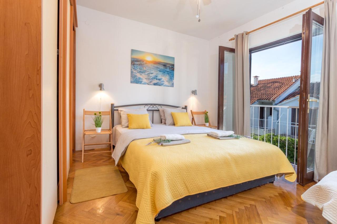 So Hvar So Good! Spacious With Terrace Hvar Town Exterior photo
